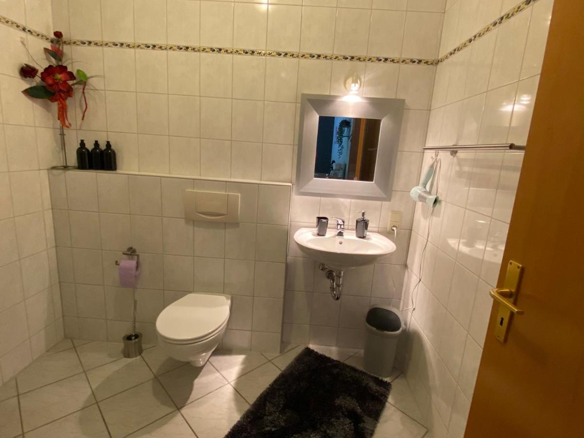 Rooms4Ring Privatzimmer Am Nurburgring Quiddelbach ภายนอก รูปภาพ