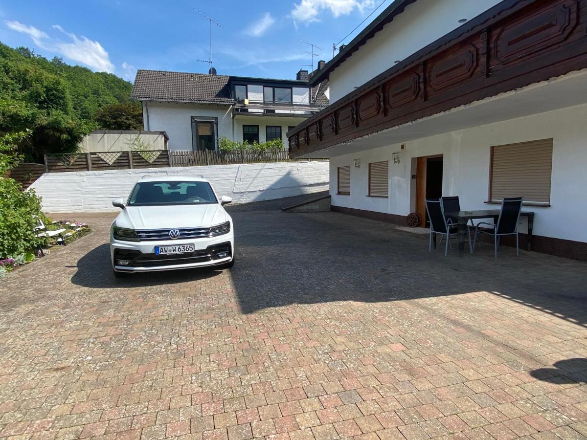 Rooms4Ring Privatzimmer Am Nurburgring Quiddelbach ภายนอก รูปภาพ