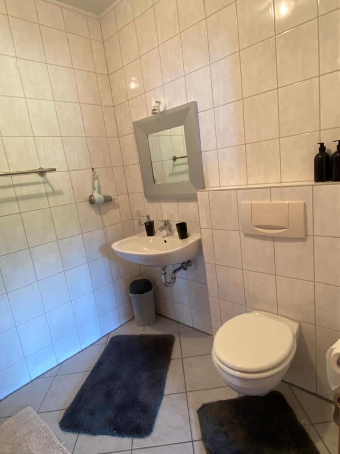 Rooms4Ring Privatzimmer Am Nurburgring Quiddelbach ภายนอก รูปภาพ